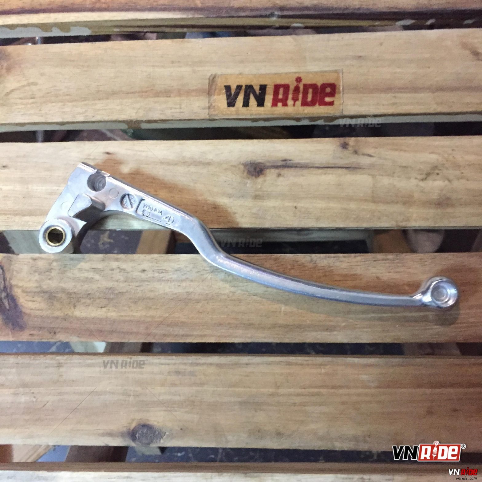 Bộ tay phanh và tay côn R6 date 05-14 Bộ tay phanh và tay côn R6 date 05-14
