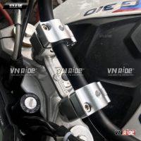 Gù nâng ghi đông dạng kẹp mẫu 3 cho tất cả các dòng xe (sử dụng cho cả 22mm và 28mm) Gù nâng ghi đông dạng kẹp mẫu 3 cho tất cả các dòng xe (sử dụng cho cả 22mm và 28mm)