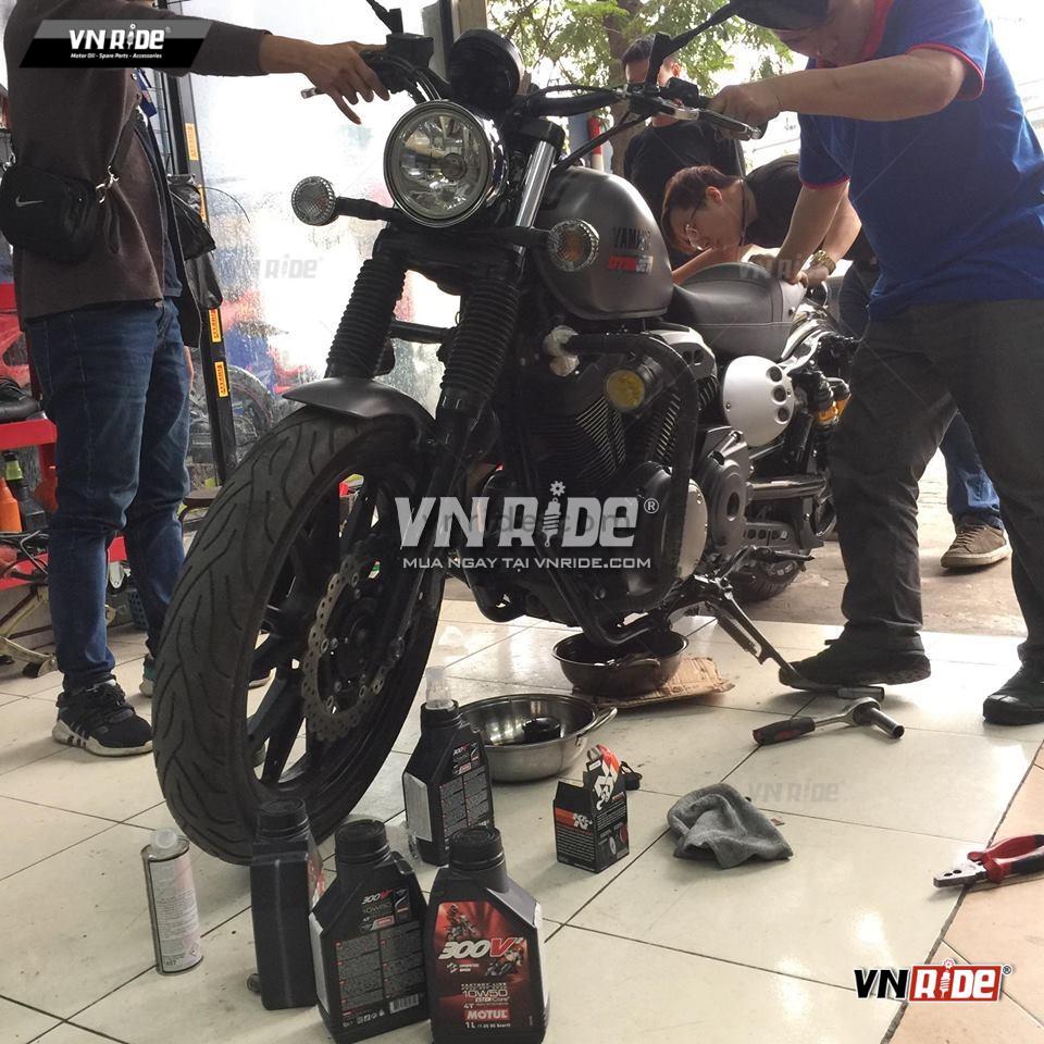Dầu nhớt Motul 300V2 4T 10W50 (1L) Dầu nhớt Motul 300V2 4T 10W50 (1L)