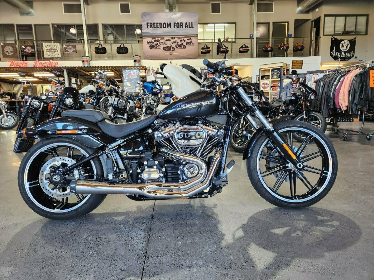 Harley Breakout 114: Chiến Binh Cơ Bắp Đáng Gờm