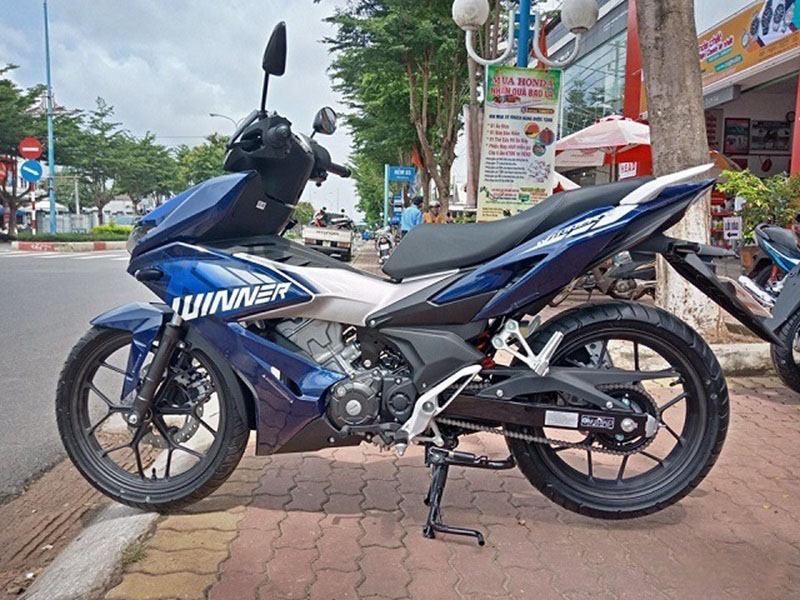 Lốp xe Winner X có vết nứt phải làm sao?